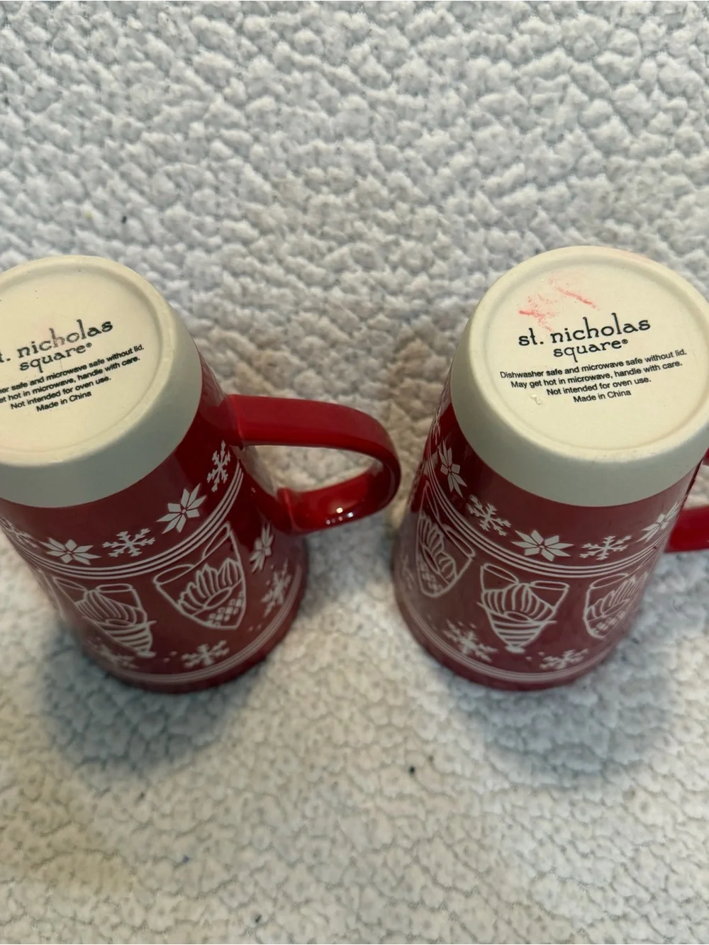 2 St. Nicholas Square Ceramic Coffee Mugs 16 fl oz Red White Gnome Snowflakes
